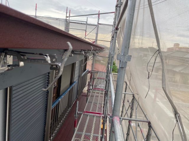 高砂市の雨樋交換金具設置